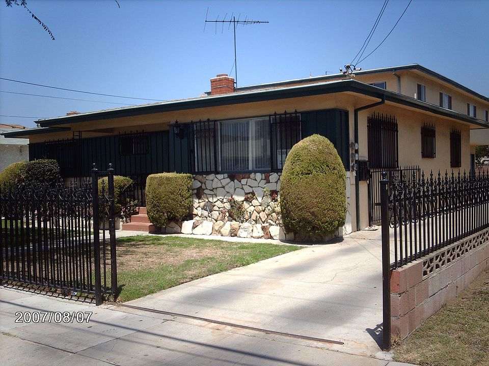 1st image of 3907 W 111th St