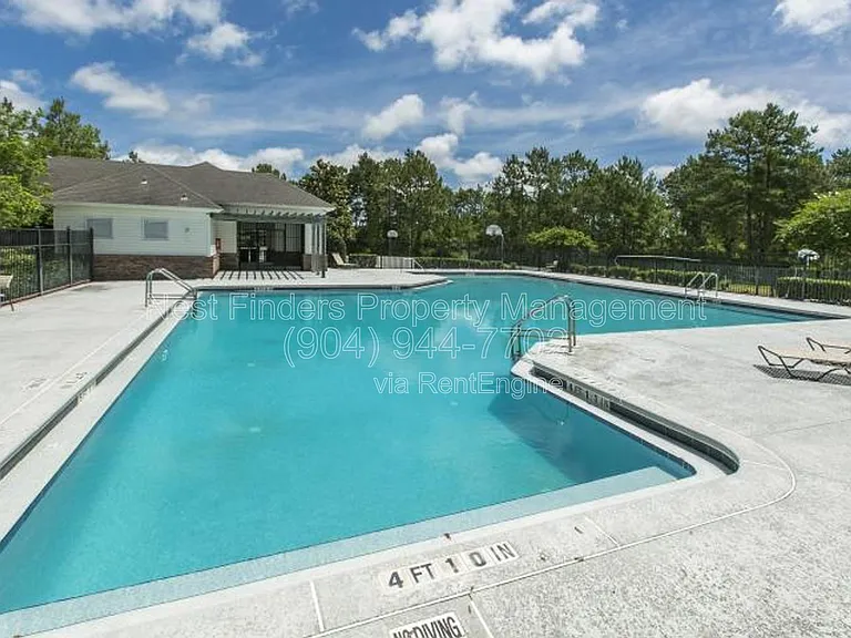 801 Derby Ln — Photo 29