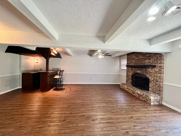 1305 Overlook Dr — Photo 25