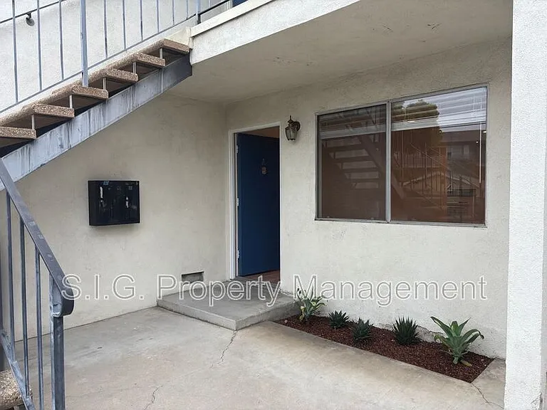 414 N Columbus Ave #A — Photo 2
