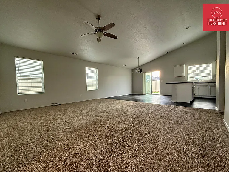 3107 N Moonshadow Ave — Photo 6