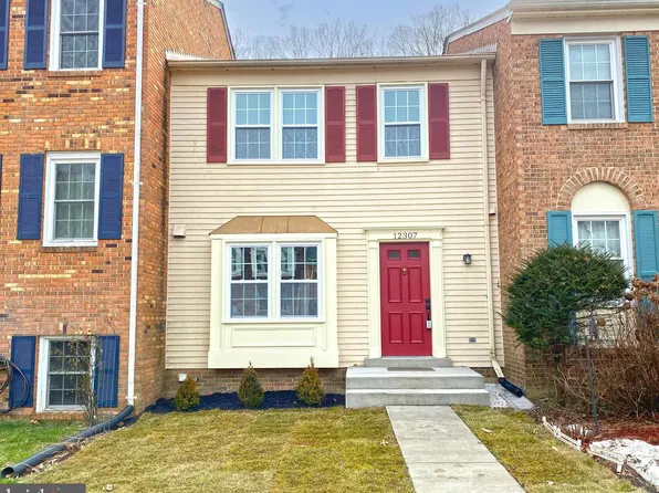 12307 Cinnamon St, Woodbridge, VA 22192