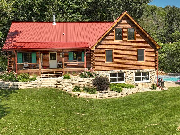 5th image of 16850 Hood Hollow Ln
