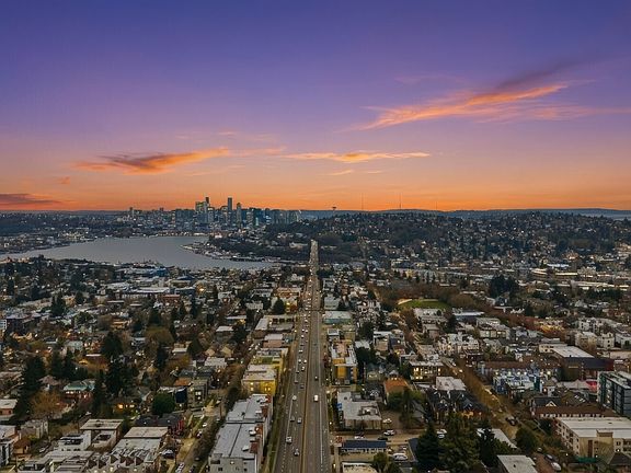 3rd image of 728 N 43rd Street