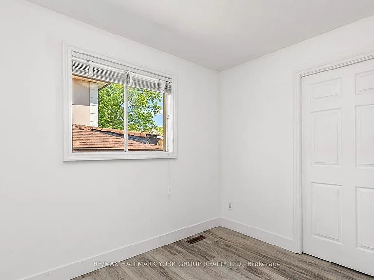 79 Maplegrove Ave — Photo 18