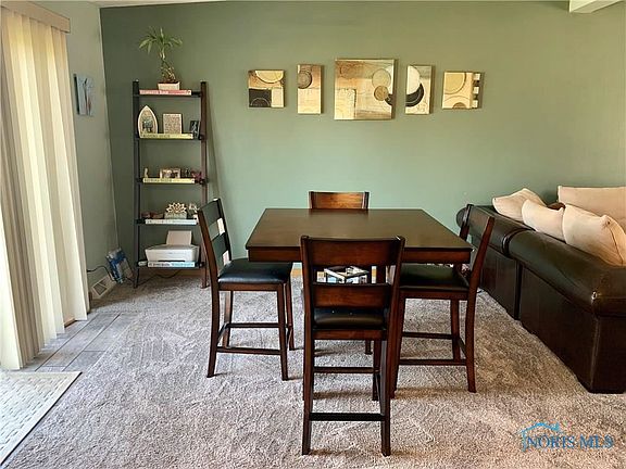 5th image of 1454 Circle Dr