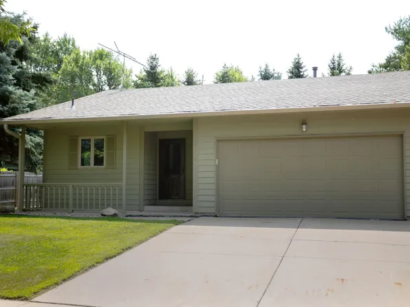 1124 Heritage Dr, Northfield, MN 55057