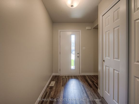 2nd image of 309 Bradshaw Dr