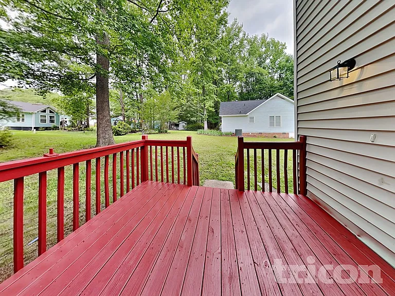 517 Parker St — Photo 19