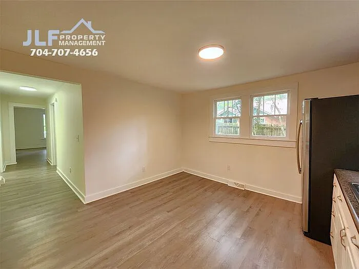 650 Harris St NW — Photo 6