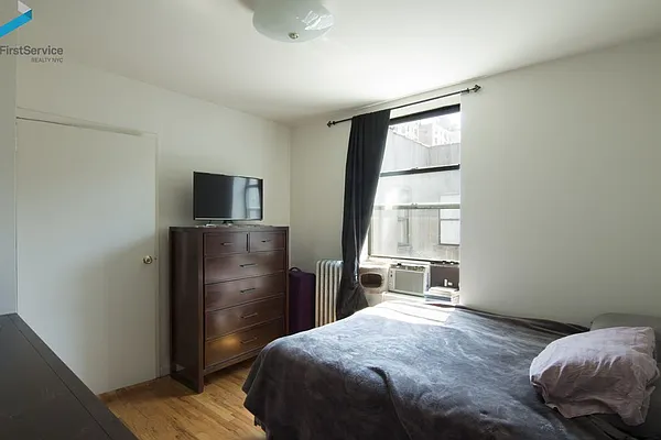 Rented by FirstService Realty (legacy) | media 15