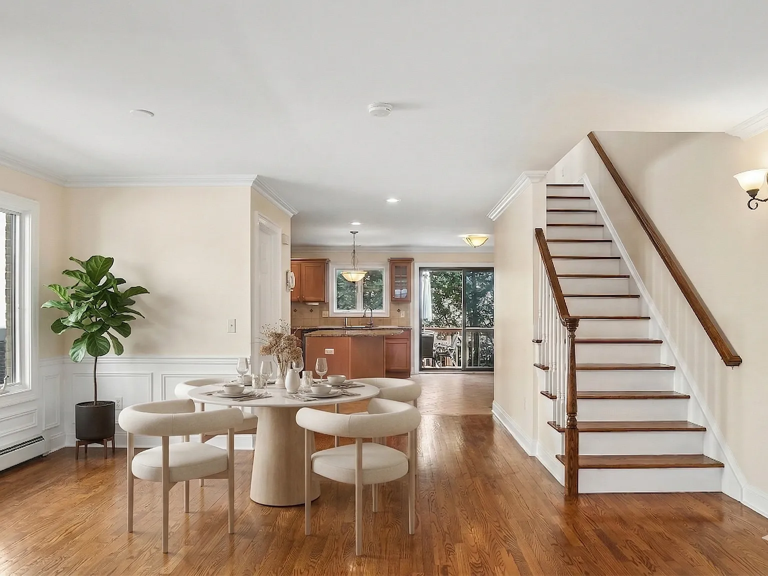 3 bed, 3.5 bath, 1780 sqft, $4,600 — Photo 3