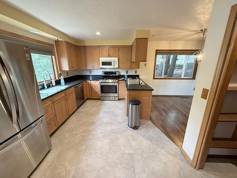 1935 Matthews Loop S — Photo 6