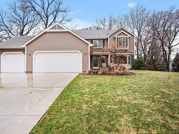 12585 Dover Dr, Apple Valley, MN 55124