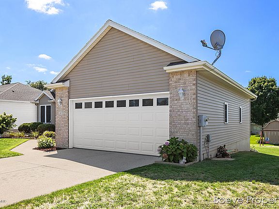 4th image of 4373 Redstone Ct SW