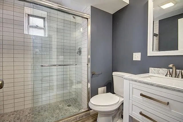 2020 W 18th St #2F — Photo 3