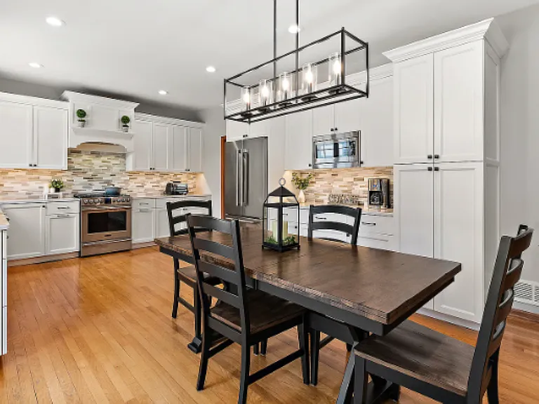 17133 Kerry Ave — Photo 5