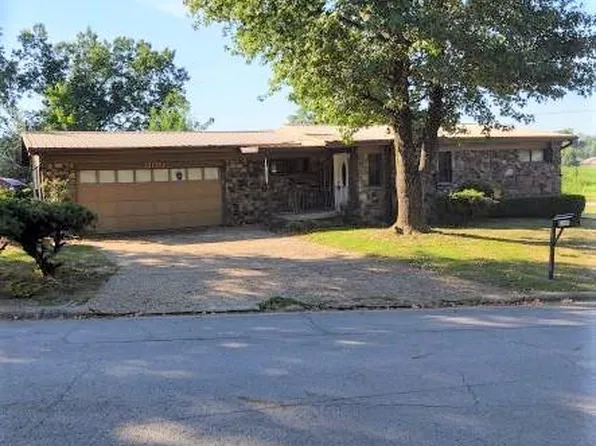 2100 N 57th Ln, Fort Smith, AR 72904