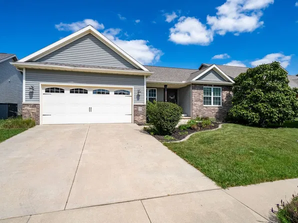 59 Dry Sage Cir, Bloomington, IL 61705