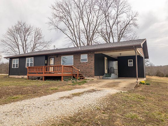 3rd image of 1502 County Road 1210