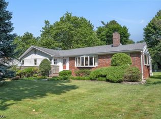 22 Argyle Ct, Summit, NJ 07901