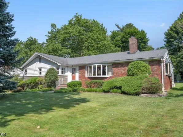 22 Argyle Ct, Summit City, NJ 07901