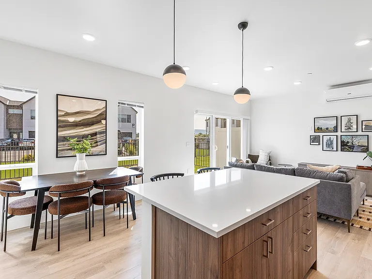 Westland Townhomes — Photo 28