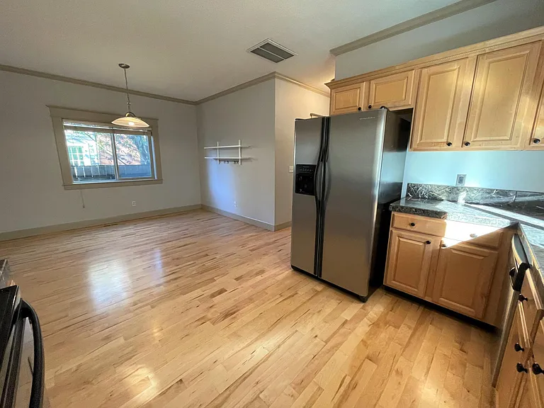 5603 NE 30th Ave — Photo 11