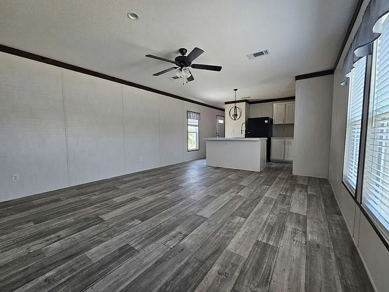 Eagle Estates — Photo 36