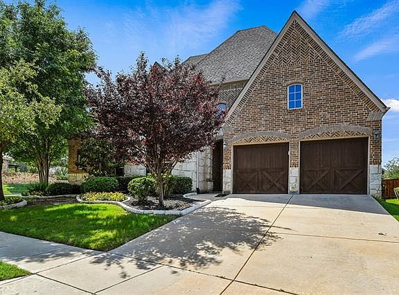 2nd image of 8236 Victoria Ln