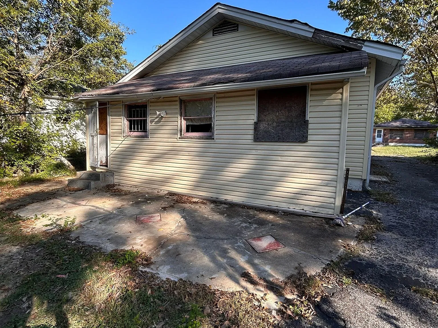 2 bed, 672 sqft, $695 — Photo 2