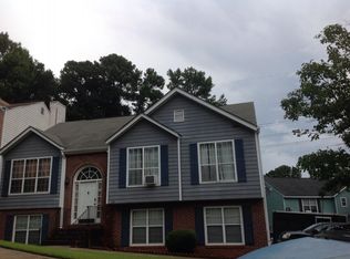 585 Durham Ridge Dr NW, Lilburn, GA 30047