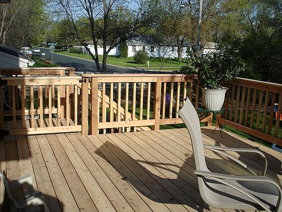 Latching gate makes it safe for little ones