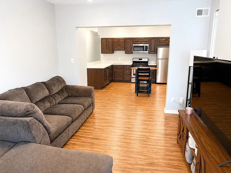 292 Bailey Ave #292 — Photo 4