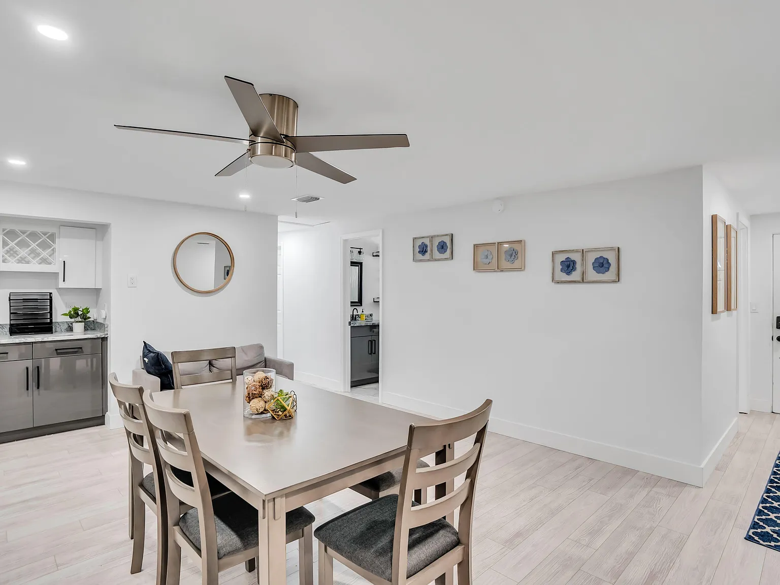 1 bed, 4.0 bath, 2500 sqft, $1,027 — Photo 4