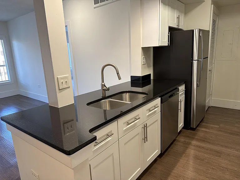 Wesley Townsend Apartments at Buckhead — Photo 64