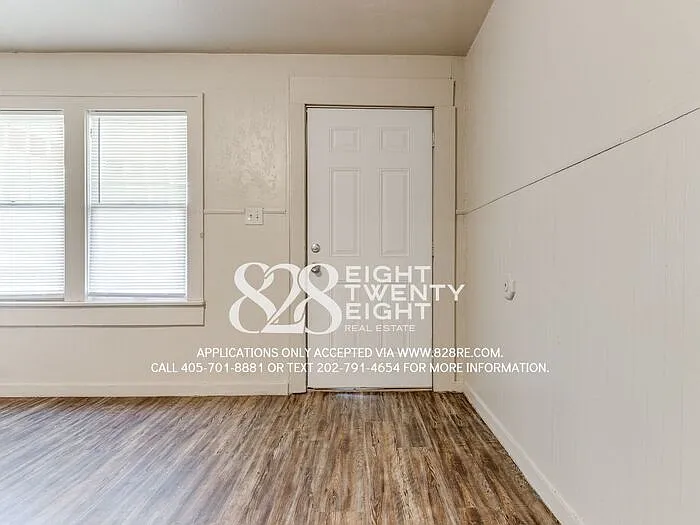 320 Castro St — Photo 5