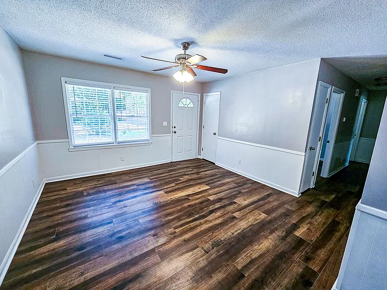 260 Briarleaf Cir — Photo 18