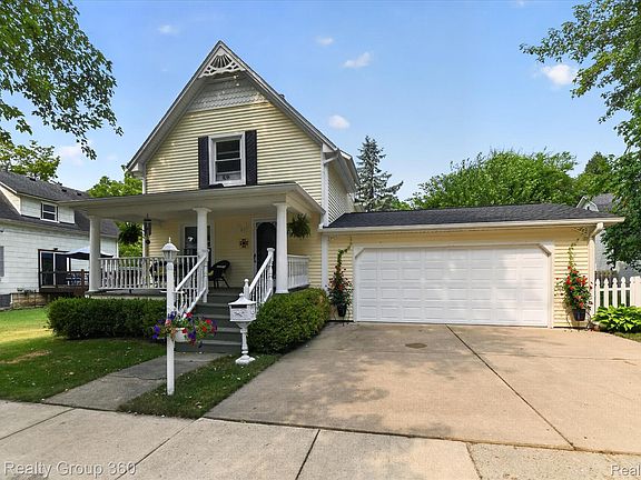 5th image of 318 Gregory St