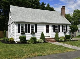 2 Donegal Ln, Danvers, MA 01923
