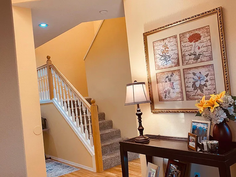 Entrance with High Ceiling