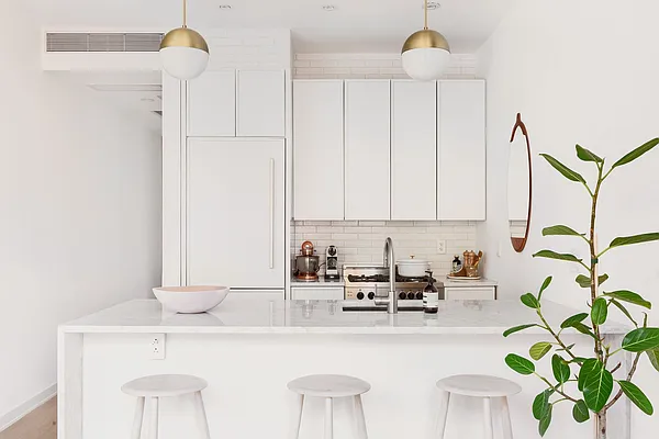 Rented by Compass | media 13