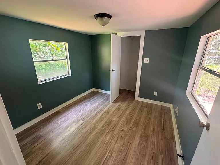 316 Ritchey St — Photo 7