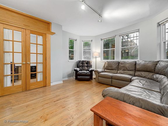 5th image of 2227 N Kimball Ave APT G