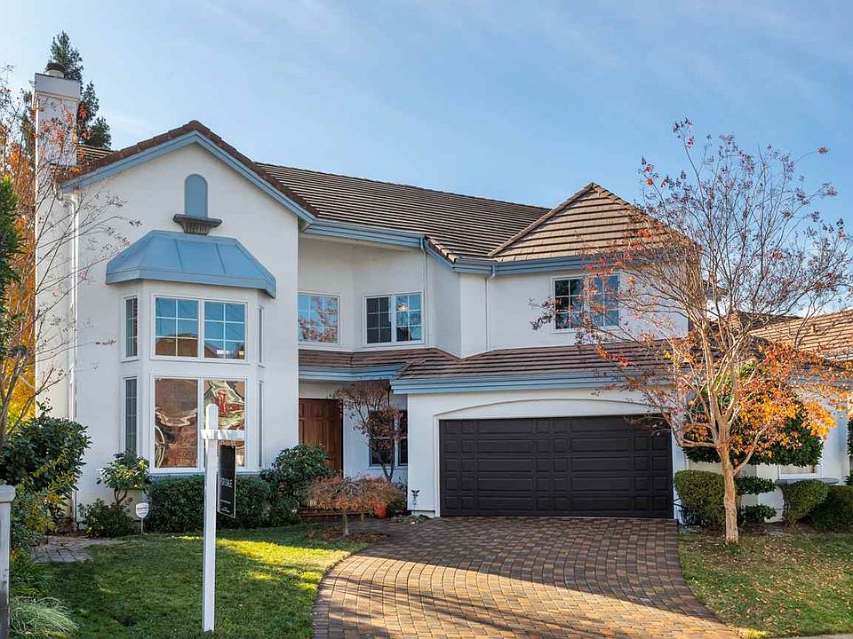 1st image of 321 Zagora Dr
