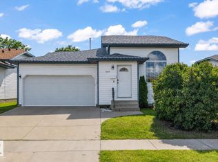 9916 93rd St, Fort Saskatchewan, AB T8L4H5