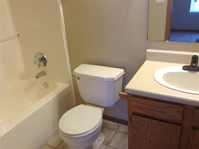 8130 N Harvest Ln — Photo 10