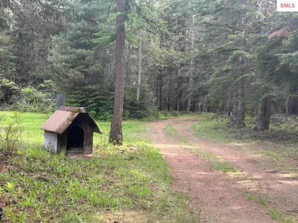 455 Primrose Ln, Priest River, ID 83856