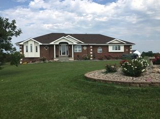 6700 SW 45th St, Lincoln, NE 68523