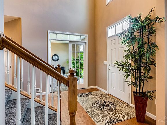 4th image of 4263 Fox Ridge Dr